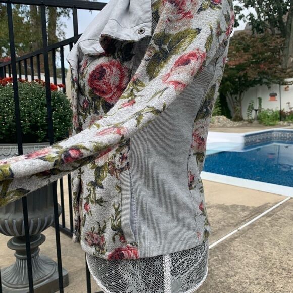 Anthropologie Saturday Sunday top - Picture 2 of 5